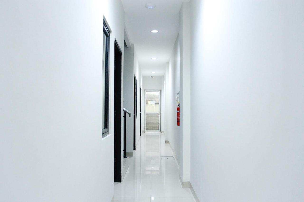 โรงแรมกูรฟาติ จาการ์ตา ภายนอก รูปภาพ
